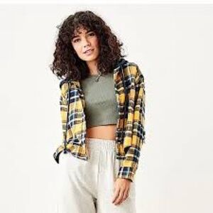 Spoon Jeans Yellow Black Plaid cropped Hoodie Shacket button down size medium